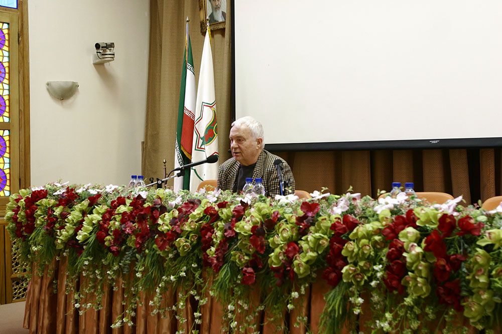 نشست «شاخصه‌های فرهنگ و تمدن ایرانی در عصر صفوی» برگزار شد